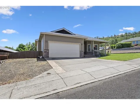 1490 Elberta Street The Dalles OR 97058