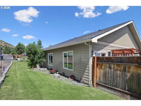1490 Elberta Street The Dalles OR 97058