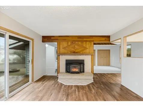 16240 NE Mountain Home Road Sherwood OR 97140