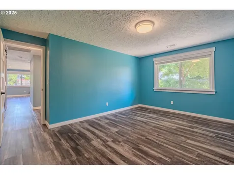 1115 SW 2nd Avenue Battle Ground WA 98604