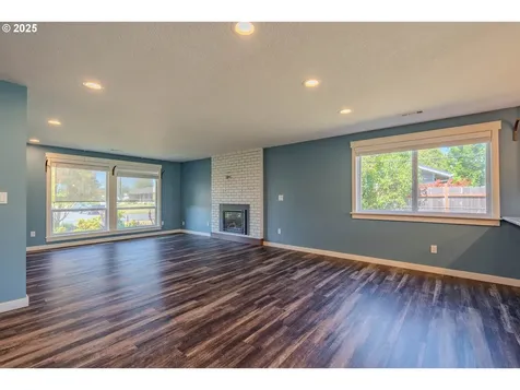 1115 SW 2nd Avenue Battle Ground WA 98604