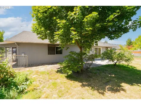 1115 SW 2nd Avenue Battle Ground WA 98604
