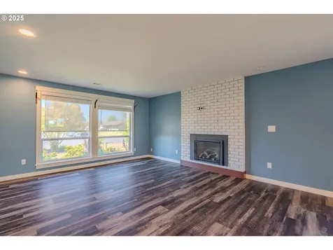 1115 SW 2nd Avenue Battle Ground WA 98604