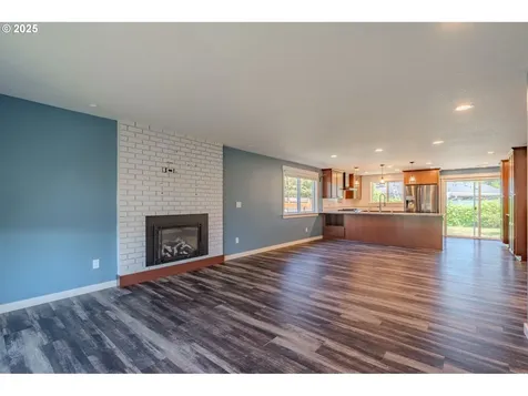 1115 SW 2nd Avenue Battle Ground WA 98604
