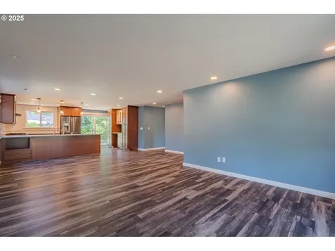 1115 SW 2nd Avenue Battle Ground WA 98604