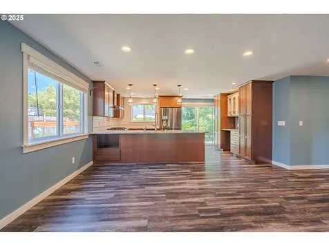 1115 SW 2nd Avenue Battle Ground WA 98604