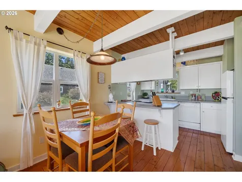 1980 Spyglass Court Tillamook OR 97141