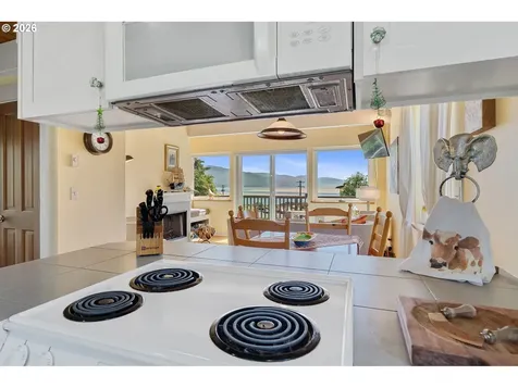 1980 Spyglass Court Tillamook OR 97141