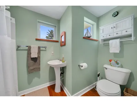 1980 Spyglass Court Tillamook OR 97141