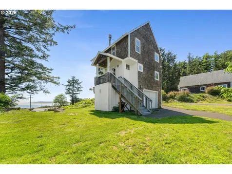 1980 Spyglass Court Tillamook OR 97141