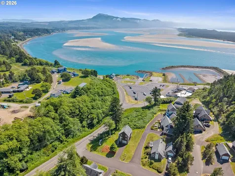 1980 Spyglass Court Tillamook OR 97141