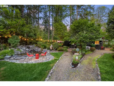 49198 Mckenzie Highway Vida OR 97488