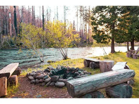 49198 Mckenzie Highway Vida OR 97488