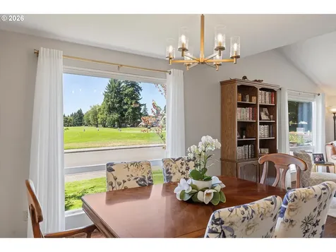 15701 SE 34th Circle Vancouver WA 98683