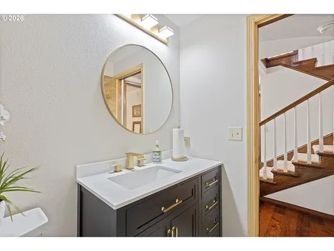 15701 SE 34th Circle Vancouver WA 98683