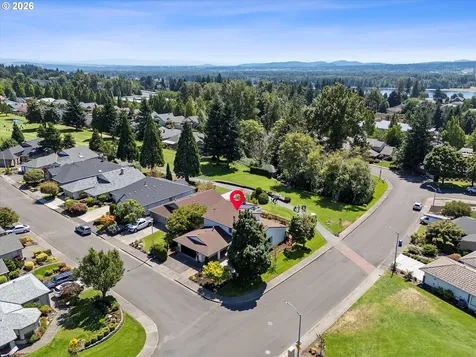 15701 SE 34th Circle Vancouver WA 98683