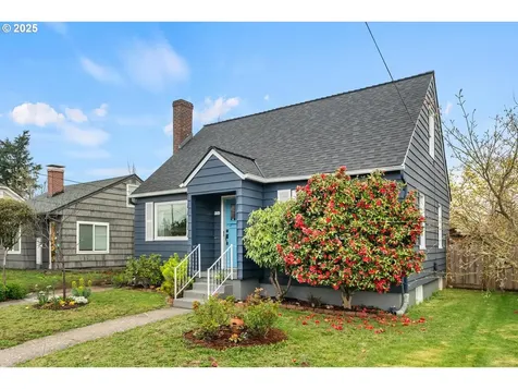 936 NE 79th Avenue Portland OR 97213