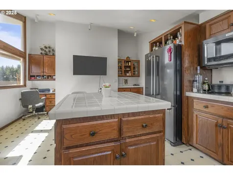 13900 NW Fir Crest Road Mcminnville OR 97128