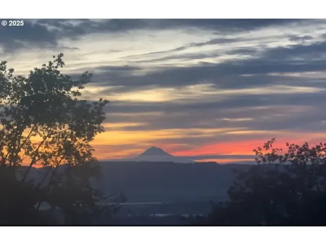 13900 NW Fir Crest Road Mcminnville OR 97128