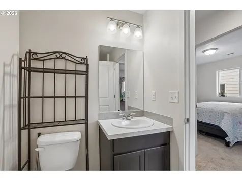 11728 NE 22nd Way Vancouver WA 98684