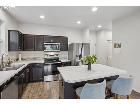 11728 NE 22nd Way Vancouver WA 98684