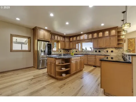 16680 SW Finnigan Hill Road Hillsboro OR 97123