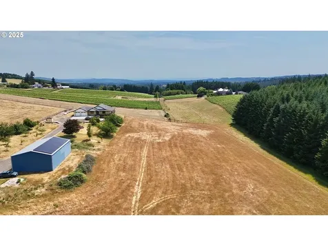 16680 SW Finnigan Hill Road Hillsboro OR 97123