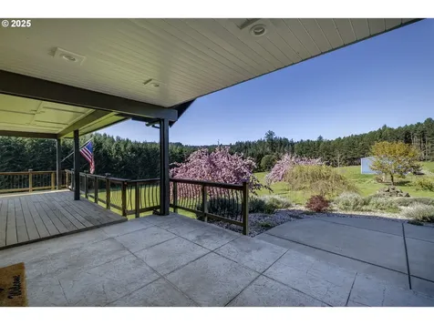 16680 SW Finnigan Hill Road Hillsboro OR 97123
