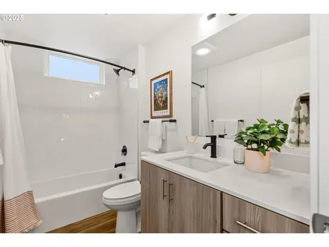 9963 SE Cottage Lane Milwaukie OR 97222