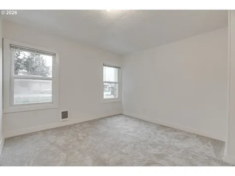 3311 3315 SE 127th Place Portland OR 97236