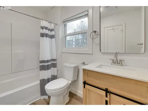 3311 3315 SE 127th Place Portland OR 97236