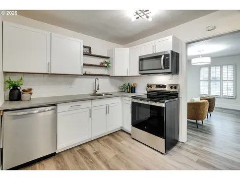 3311 3315 SE 127th Place Portland OR 97236