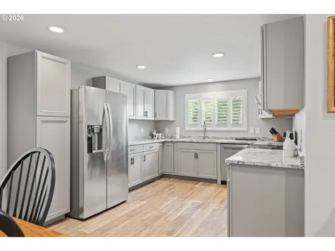 99554 Lone Pine Lane Myrtle Point OR 97458
