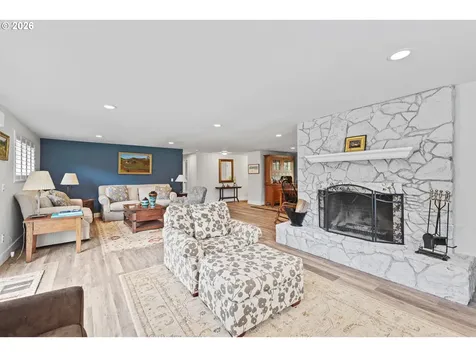 99554 Lone Pine Lane Myrtle Point OR 97458