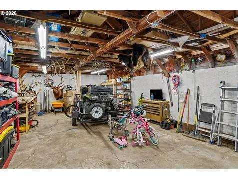 295 10th Street Lyons OR 97358