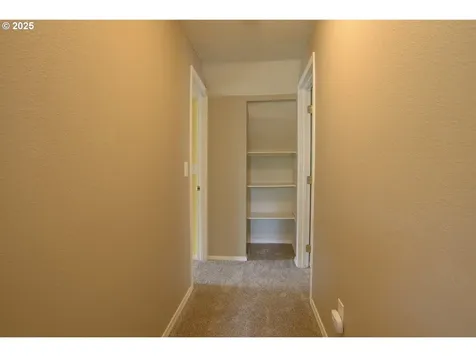 5256 NE 72nd Avenue Portland OR 97218