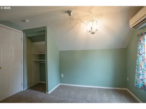 5256 NE 72nd Avenue Portland OR 97218