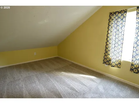 5256 NE 72nd Avenue Portland OR 97218