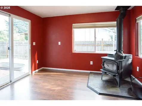 5256 NE 72nd Avenue Portland OR 97218