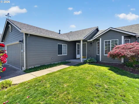 4940 Keiko Court NE Salem OR 97305