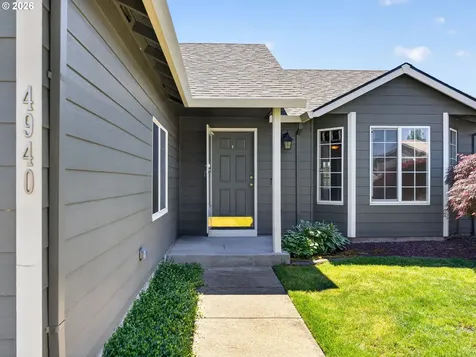 4940 Keiko Court NE Salem OR 97305