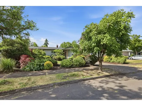 1343 Quinalt Street Springfield OR 97477