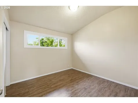 1343 Quinalt Street Springfield OR 97477