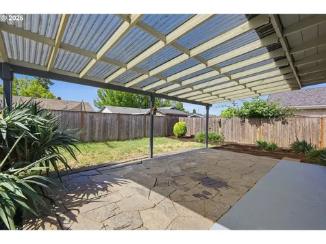 1343 Quinalt Street Springfield OR 97477