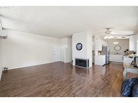 1343 Quinalt Street Springfield OR 97477