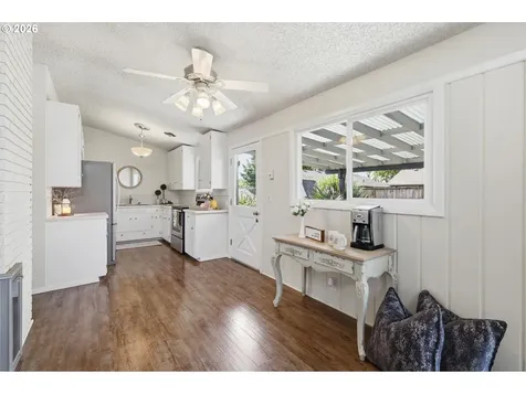 1343 Quinalt Street Springfield OR 97477