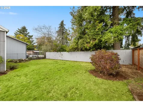 6925 SE Lexington Street Portland OR 97206