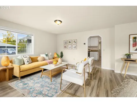 6925 SE Lexington Street Portland OR 97206