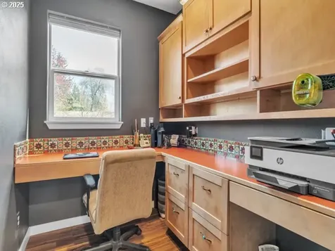 138 Carey Court Falls City OR 97344
