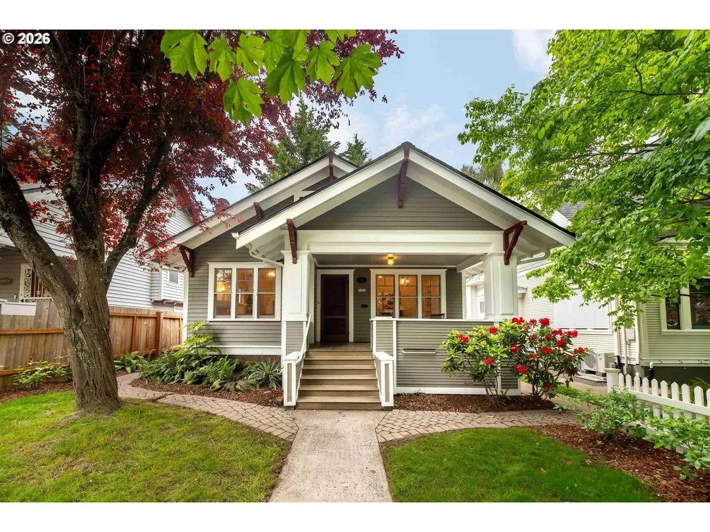 3203 SE Tibbetts Street Portland OR 97202